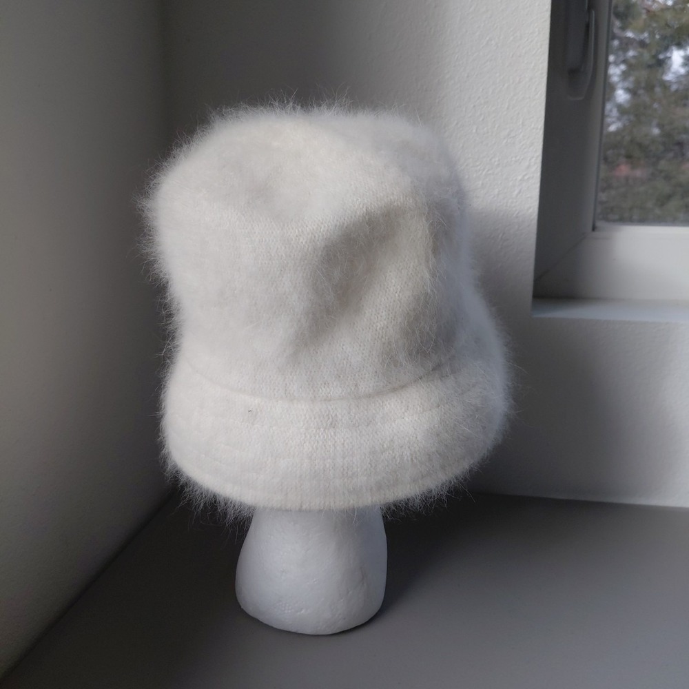 Snow White Fuzzy Angora Bucket Hat One Size Knit Hip Hop Winter Warm Preppy Chic - Picture 2 of 6